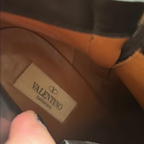 Valentino Garavani Black Fringe Heeled Boots - Picture 2 of 7